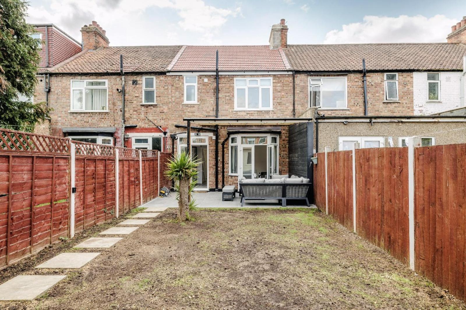 Modern Home With Driveway Parking For 2 Vehicles, Near Tottenham Hotspur Stadium, White Hart Lane Train Station London Exterior foto